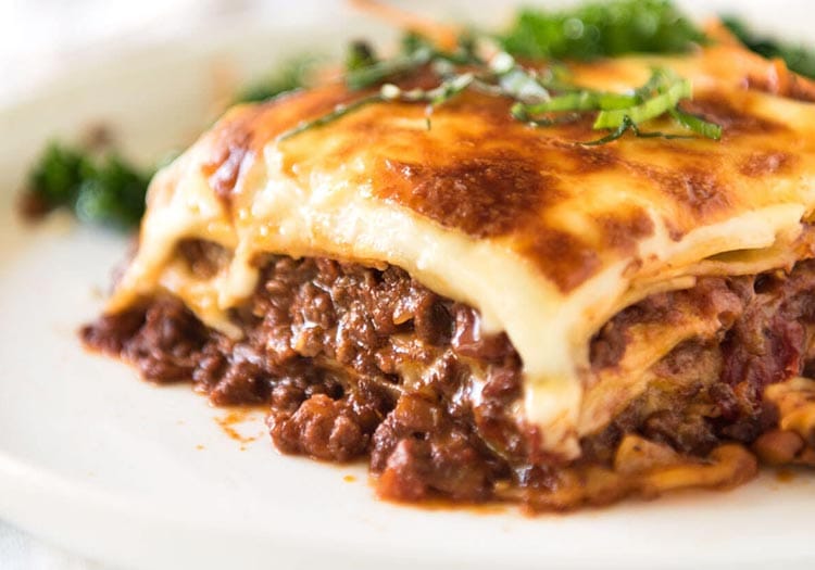 Italian Lasagna Recipe: Classic and Delicious 1 İtalyan Lazanya Tarifi