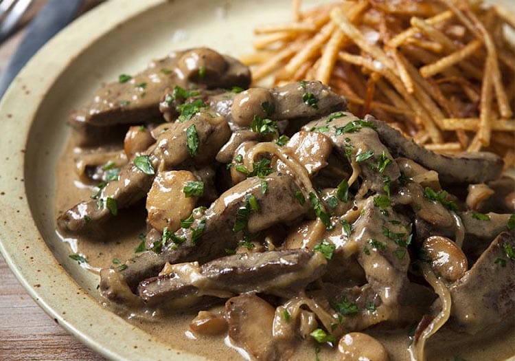 Beef Stroganoff Tarifi