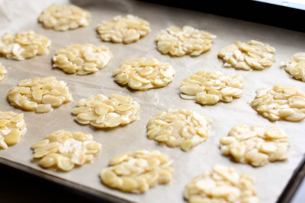Rezept für Mandel-Tuiles: Dünne, knusprige Mandelplätzchen 3 IMG 4958 1