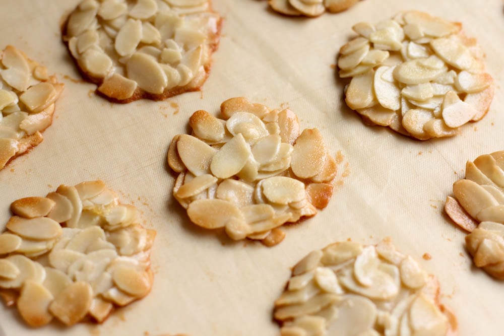 Rezept für Mandel-Tuiles: Dünne, knusprige Mandelplätzchen 4 Rezept für Mandel-Tuiles