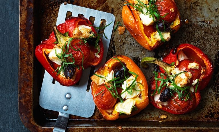 Feta Stuffed Bell Peppers Recipe: Only 4 Ingredients 4 Peynir Dolgulu Köz Kaliforniya Biber Tarifi