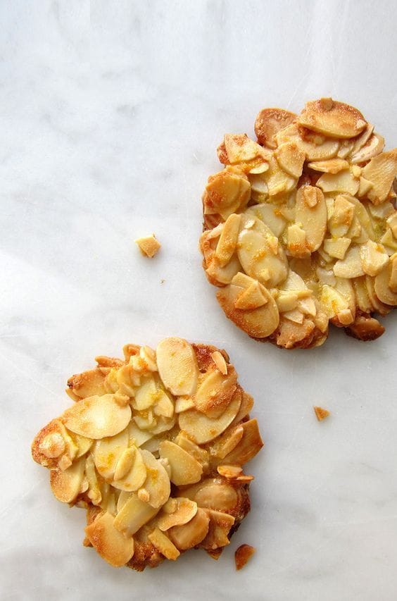 Rezept für Mandel-Tuiles: Dünne, knusprige Mandelplätzchen 2 Rezept für Mandel-Tuiles