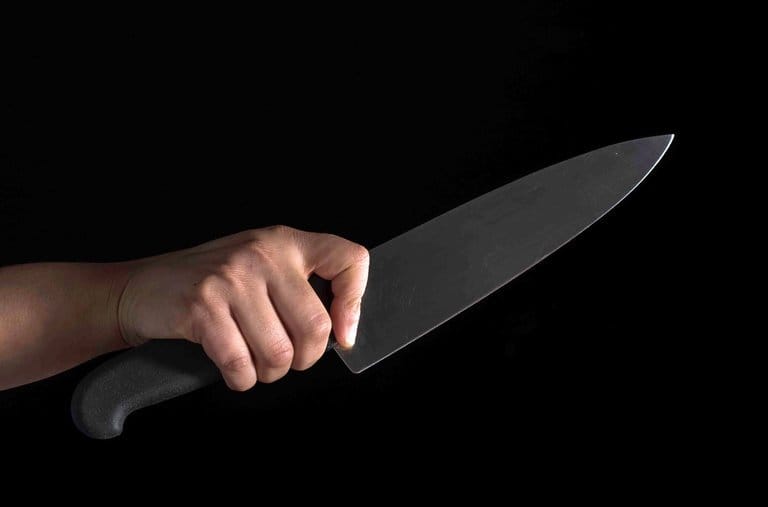Temel Bıçak Kullanma Teknikleri - En rahat kesim için bıçak tutuş şekli