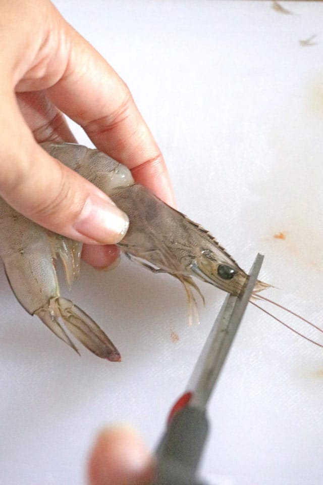 how to clean shrimps 1