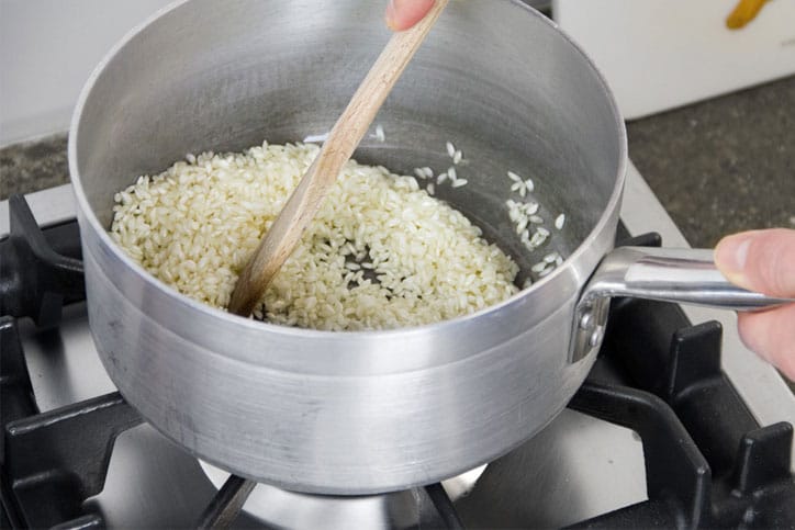 Mushroom Risotto Recipe: Easy Italian 6 Mushrooms 4 Mushroom Risotto Recipe - Stir the risotto in a deep saucepan and using a wooden spoon