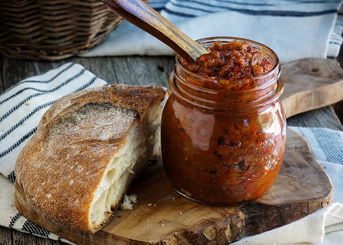 Ajvar Sos Tarifi - Her anlamda lezzeti ile damağınızda şölen yaratacak bir lezzet