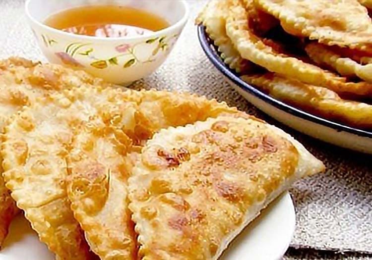 Chebureki Recipe - Fried chebureki pastry