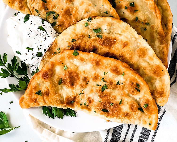 Chebureki Recipe: Tatatrian Cuisine 7 Çi Börek Tarifi